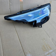 Laden Sie das Bild in den Galerie-Viewer, Frontscheinwerfer Audi Q8 4M8941039 LED Links Scheinwerfer Headlight SCH3172047704ya