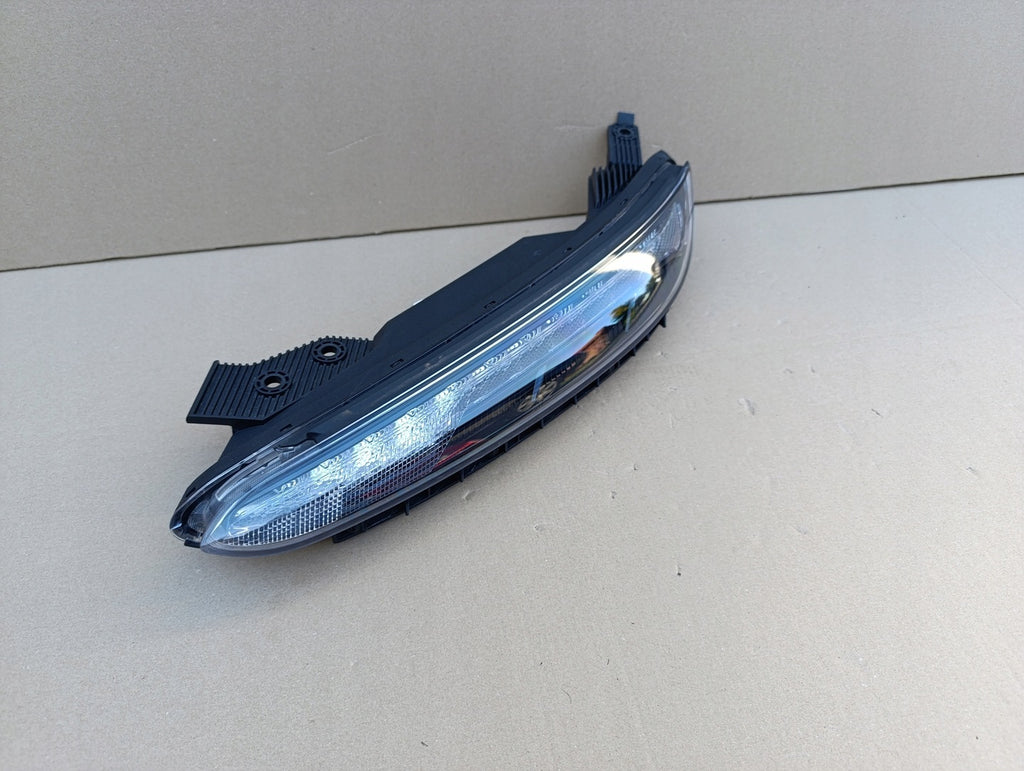Frontscheinwerfer Hyundai Kona 92207-J9600 LED Ein Stück (Rechts oder Links) SCH5239376762ue