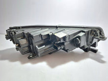 Laden Sie das Bild in den Galerie-Viewer, Frontscheinwerfer Skoda Octavia IV 5E4941015 Full LED Links Headlight SCH7093522457vq