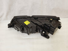 Laden Sie das Bild in den Galerie-Viewer, Frontscheinwerfer Skoda Octavia III 5E1941016D Rechts Scheinwerfer Headlight SCH2450578527qa