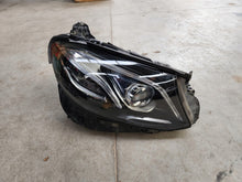 Laden Sie das Bild in den Galerie-Viewer, Frontscheinwerfer Mercedes-Benz W213 W2139067606KZ Rechts Scheinwerfer Headlight SCH7851210483es