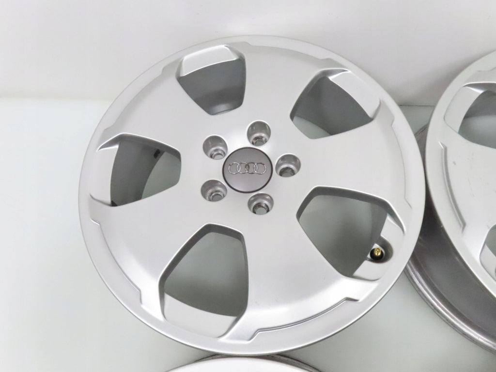 4x Alufelge 17 Zoll 6.0" 5x112 48ET Silber 8P0601025F Audi A3 Rim Wheel FEL6240054105os