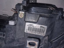 Laden Sie das Bild in den Galerie-Viewer, Frontscheinwerfer Audi A4 B6 8E0941003F Links Scheinwerfer Headlight