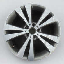 Load image into Gallery viewer, 1x Alufelge 18 Zoll 8.0&quot; 5x112 44ET Glanz Silber 3C0601025 Mg Passat Rim Wheel