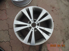 Load image into Gallery viewer, 1x Alufelge 18 Zoll 8.0&quot; 5x112 44ET Glanz Silber 3C0601025 Mg Passat Rim Wheel