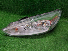 Laden Sie das Bild in den Galerie-Viewer, Frontscheinwerfer Ford Focus CSC30781 Links Scheinwerfer Headlight SCH3933557347ue
