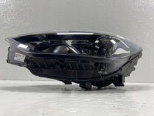 Laden Sie das Bild in den Galerie-Viewer, Frontscheinwerfer Hyundai I30 III G492113010 Links Scheinwerfer Headlight SCH5594497093xw