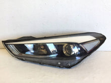 Laden Sie das Bild in den Galerie-Viewer, Frontscheinwerfer Hyundai Tucson 0002070126 92102D7000 Ein Satz Headlight SCH5353525548cf