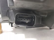 Load image into Gallery viewer, Frontscheinwerfer BMW 2 Coupe F22 F87 F23 8738686-02 LED Rechts Headlight SCH6578864069nq