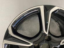 Laden Sie das Bild in den Galerie-Viewer, 1x Alufelge 17 Zoll 7.0" 4x108 38ET Glanz Schwarz 39182183 Opel Corsa F FEL7756430098yv