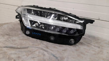 Laden Sie das Bild in den Galerie-Viewer, Frontscheinwerfer Volvo Xc90 II 31655808 Rechts Scheinwerfer Headlight
