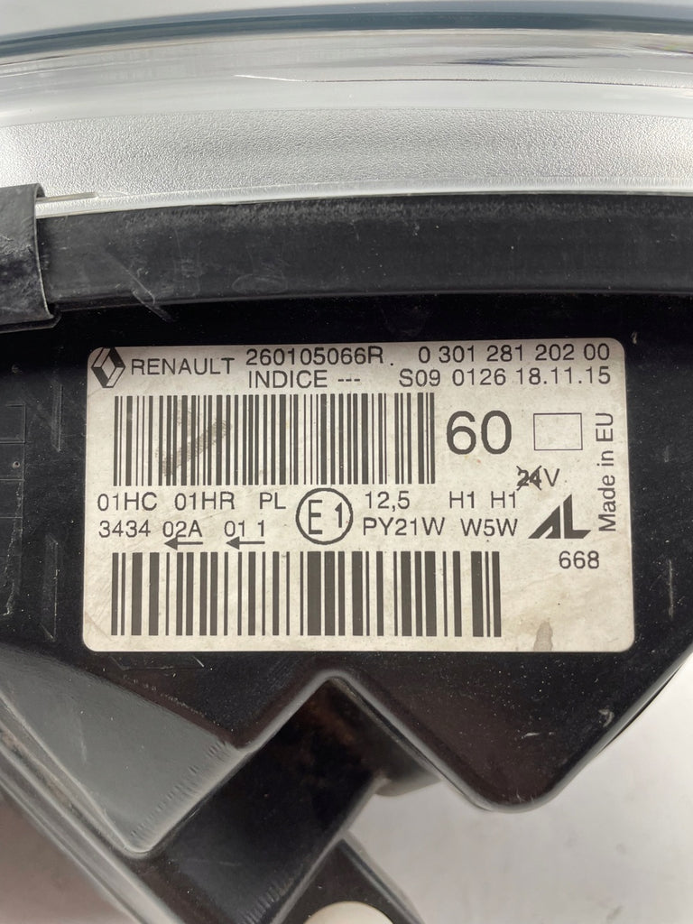 Frontscheinwerfer Renault Captur I 260105066R Rechts Scheinwerfer Headlight SCH6414301512iz