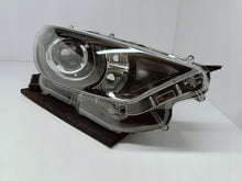 Laden Sie das Bild in den Galerie-Viewer, Frontscheinwerfer Toyota 4 Yaris K0-6EU Rechts Scheinwerfer Headlight SCH3042840539ay