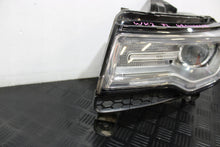 Laden Sie das Bild in den Galerie-Viewer, Frontscheinwerfer Jeep Grand Cherokee Wk2 68144708AG 68144709AG Xenon Ein Satz SCH4559590071kn