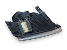 Load image into Gallery viewer, Frontscheinwerfer Ford Focus 4M5113W030EC Links Scheinwerfer Headlight SCH2122777616hi