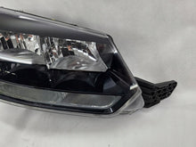 Laden Sie das Bild in den Galerie-Viewer, Frontscheinwerfer Skoda Yeti 5L1941016D Rechts Scheinwerfer Headlight SCH8624158270ki