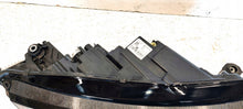 Load image into Gallery viewer, Frontscheinwerfer Skoda Octavia 5E4941036 Rechts Scheinwerfer Headlight SCH2077329383xm