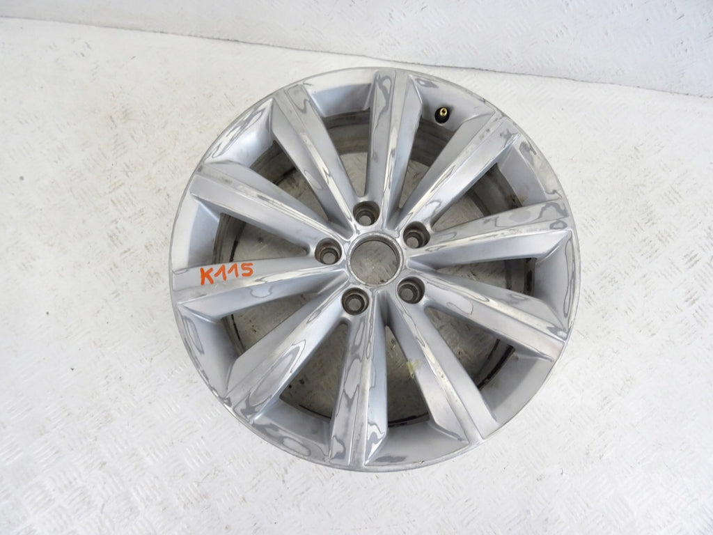 1x Alufelge 17 Zoll 7.5" 5x112 47ET AW931007GA VW Passat B7 Rim Wheel