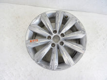 Laden Sie das Bild in den Galerie-Viewer, 1x Alufelge 17 Zoll 7.5&quot; 5x112 47ET AW931007GA VW Passat B7 Rim Wheel