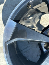 Laden Sie das Bild in den Galerie-Viewer, 1x Alufelge 19 Zoll 8.5" 5x112 8V0601025CK Audi A3 Rim Wheel FEL9417404070hc