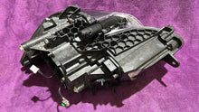 Laden Sie das Bild in den Galerie-Viewer, Frontscheinwerfer Skoda Superb II 3T1941016H 3T1941018H Xenon Rechts Headlight SCH2663960675ts