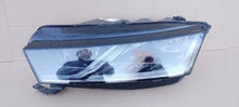 Laden Sie das Bild in den Galerie-Viewer, Frontscheinwerfer Skoda Octavia IV 5E4941016B Links Scheinwerfer Headlight SCH7324443416hc