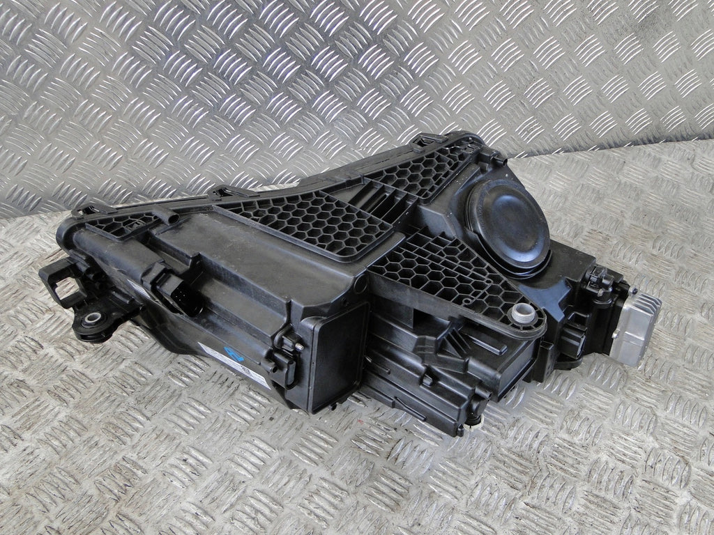 Frontscheinwerfer Skoda Superb III 3V1941015C LED Ein Stück (Rechts oder Links)