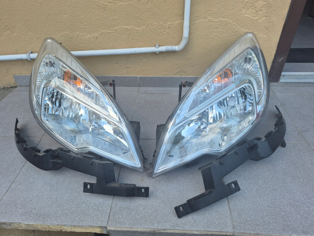 Frontscheinwerfer Opel Meriva A B 13286612 Links Scheinwerfer Headlight SCH9444702434np