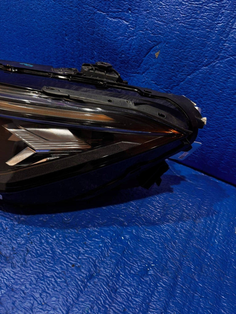 Frontscheinwerfer VW Passat 89909S402SSM 3119410053 J1941005 Links Headlight SCH8962547211kq