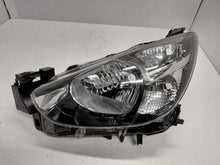 Laden Sie das Bild in den Galerie-Viewer, Frontscheinwerfer Mazda 2 Links Scheinwerfer Headlight SCH8030982738ib