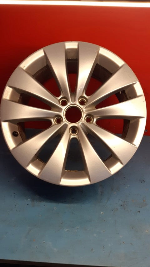 1x Alufelge 17 Zoll 8.0" 5x112 41ET 3C8601025A VW Rim Wheel