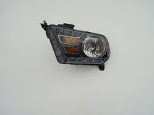 Laden Sie das Bild in den Galerie-Viewer, Frontscheinwerfer Ford AR33-13005-BD AR33-13006-BD Ein Satz Headlight SCH7766664156st
