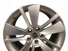 Laden Sie das Bild in den Galerie-Viewer, 1x Alufelge 18 Zoll 8.0" 5x112 44ET Matt Silber 3V0601025F Skoda Superb Iii FEL5469329187xy