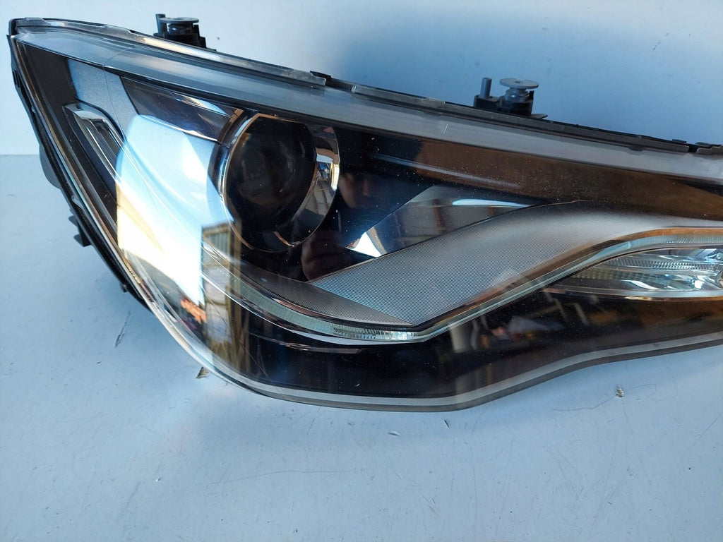 Frontscheinwerfer Audi A1 8X0941004J Rechts Scheinwerfer Headlight