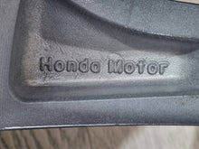 Load image into Gallery viewer, 1x Alufelge 18 Zoll 7.5&quot; 5x114.3 45ET TLA18075D Honda Hr-V Cr-V Rim Wheel