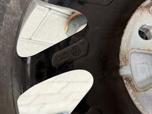 Laden Sie das Bild in den Galerie-Viewer, 1x Alufelge 17 Zoll 7.0" 5x120 55ET 7E0601025T VW Multivan Rim Wheel FEL5579744556df