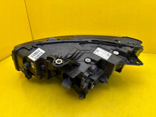 Laden Sie das Bild in den Galerie-Viewer, Frontscheinwerfer BMW 2 U06 5A42244-06 LED Rechts Scheinwerfer Headlight SCH6805608474zo