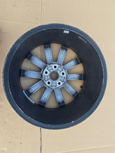 Laden Sie das Bild in den Galerie-Viewer, 1x Alufelge 18 Zoll 7.5&quot; 5x112 51ET Grau 5E0601025 Skoda Octavia Iii Rim Wheel