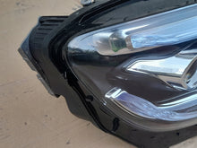 Laden Sie das Bild in den Galerie-Viewer, Frontscheinwerfer Mercedes-Benz W247 A2479062005 Rechts Scheinwerfer Headlight