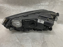 Laden Sie das Bild in den Galerie-Viewer, Frontscheinwerfer VW Sportsvan 517941036A LED Rechts Scheinwerfer Headlight