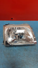Load image into Gallery viewer, Frontscheinwerfer Toyota Hilux VI 81130-35360 217102742 Rechts Headlight SCH3765464230ez