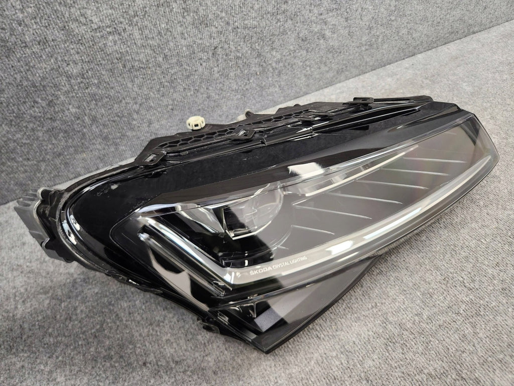 Frontscheinwerfer Skoda Superb III 3V1941016E LED Rechts Scheinwerfer Headlight SCH5394315638ab