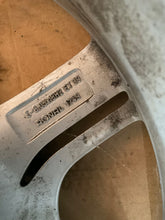 Load image into Gallery viewer, 1x Alufelge 18 Zoll 8.0" 5x112 39ET Glanz Silber 8R0601025A Audi Q5 Rim Wheel FEL1707425127gj