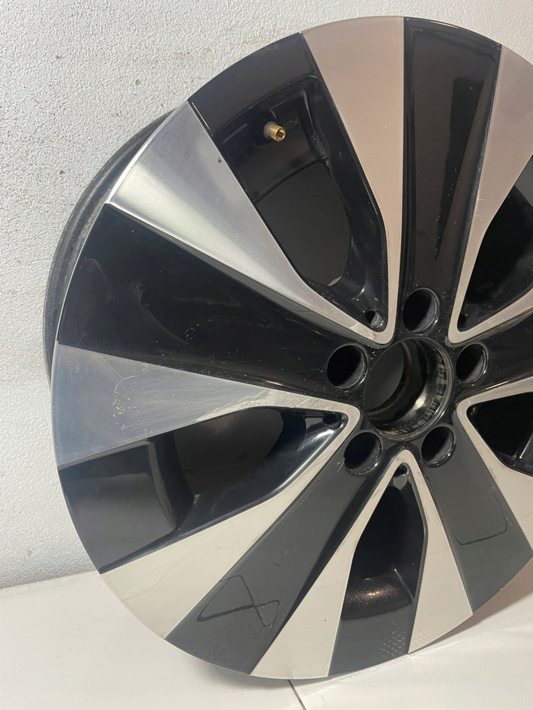 1x Alufelge 17 Zoll 7.0" 5x112 A4774015200 Mercedes-Benz Vito W447 Rim Wheel FEL5858306754ki
