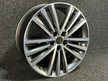 Load image into Gallery viewer, 1x Alufelge 19 Zoll 7.0" 5x112 43ET 565601025R- Skoda Kodiaq Rim Wheel FEL4591886965bk