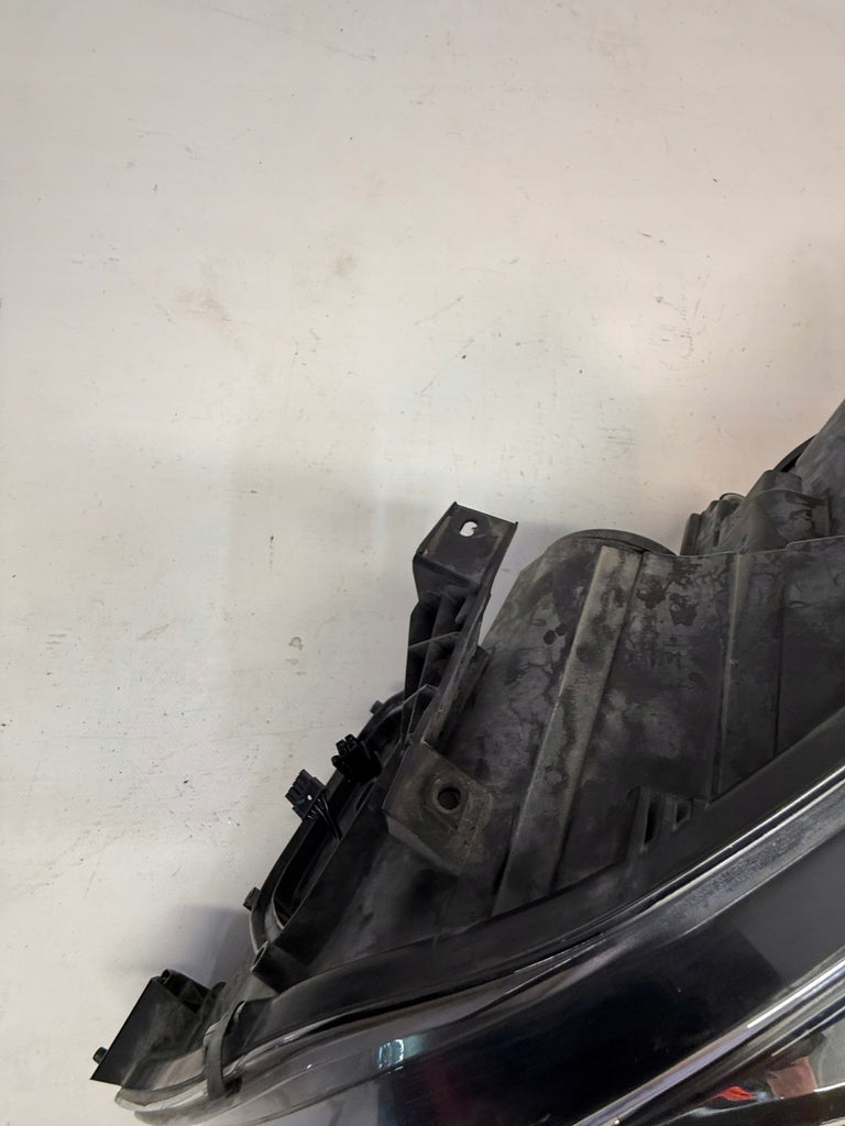 Frontscheinwerfer Opel Zafira C 13399860 Xenon Ein Stück (Rechts oder Links)