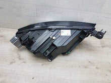 Laden Sie das Bild in den Galerie-Viewer, Frontscheinwerfer Seat Ateca 576941031B Links Scheinwerfer Headlight