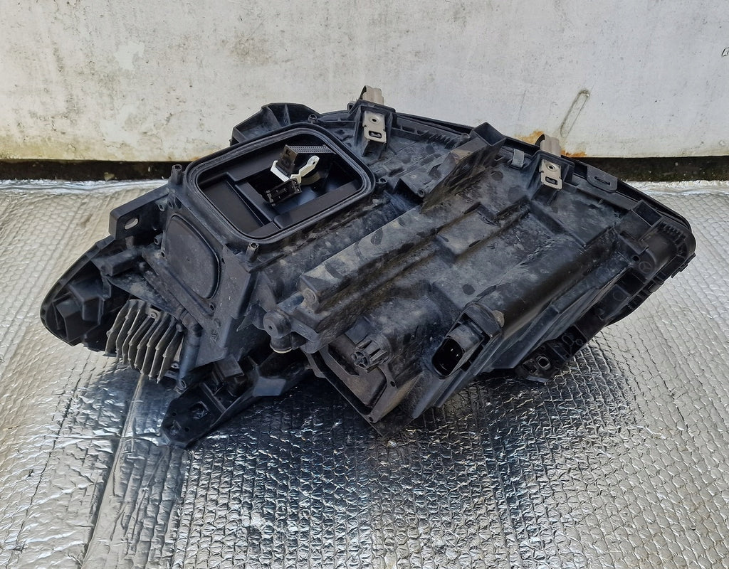 Frontscheinwerfer Mercedes-Benz W246 A2469066201 Xenon Rechts Headlight SCH2517754790nv