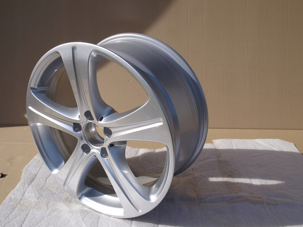 1x Alufelge 18 Zoll 8.0" 5x112 43ET Glanz Silber A2134011400 Mercedes-Benz W213