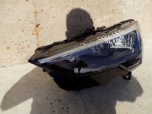 Laden Sie das Bild in den Galerie-Viewer, Frontscheinwerfer Audi Q3 83A941011 Links Scheinwerfer Headlight